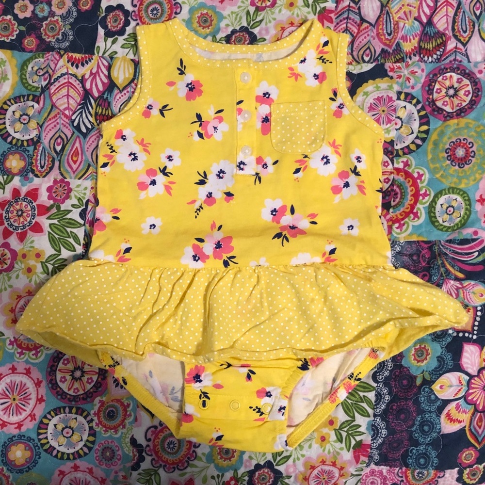 Carter’s Size 18 Months NWOT Yellow Romper